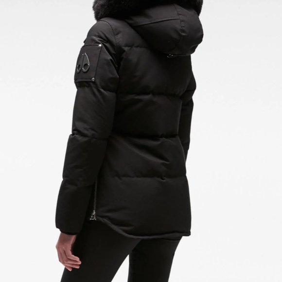 Like new Moose Jnuckles winter jacket - Picture 3 of 3